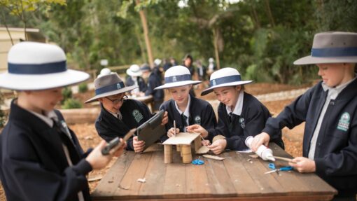Outdoor-classroom