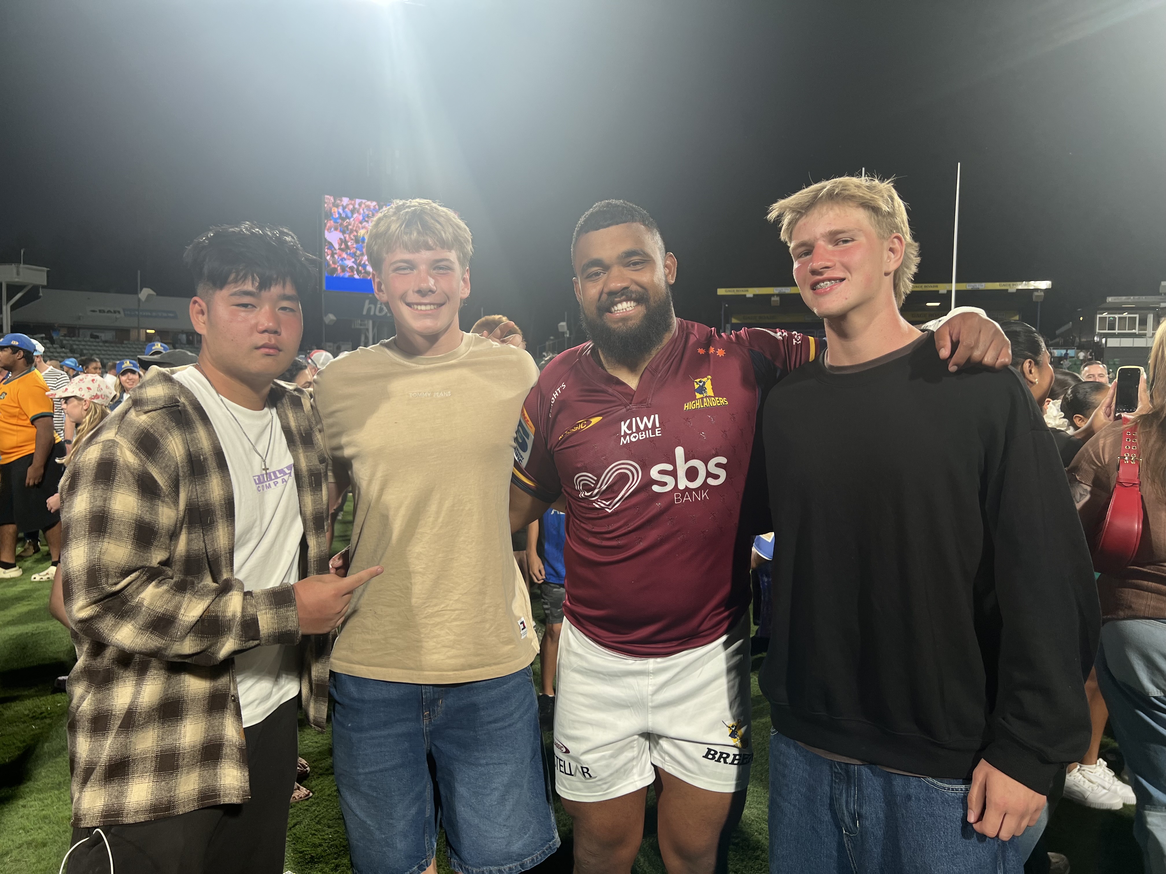 Flinders Rugby students with players in Perth